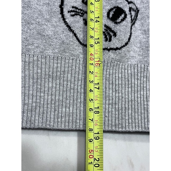 NO BOUNDARIES Cat Print Sweater Gray Cropped 3 Button Cardigan Medium READ - Picture 5 of 8